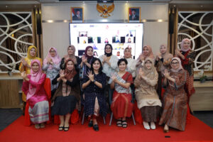 Forsikatel Group Telkom Akses Menggelar Workshop Public Speaking dengan tema ‘Saatnya Perempuan Berbicara’ dengan Narasumber Atika Suri