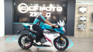 IB Motor Group Gebrak Pasar Bandung: Perkenalkan CF Moto 250SR Lite dan Motor Listrik CF Moto AE4