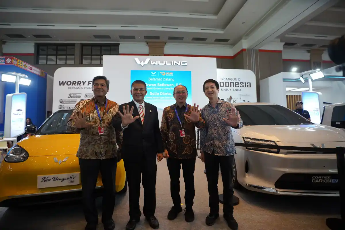 Wuling Luncurkan New BinguoEV dan Menampilkan Darion di Ajang GIIAS Bandung 2025
