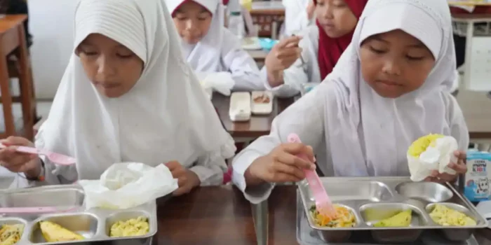 ilustrasi makan bergizi gratis