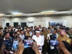 KDM Pastikan Bantuan Rp9 Juta bagi Pekerja Tambang Parung Panjang Disalurkan Dua Tahap