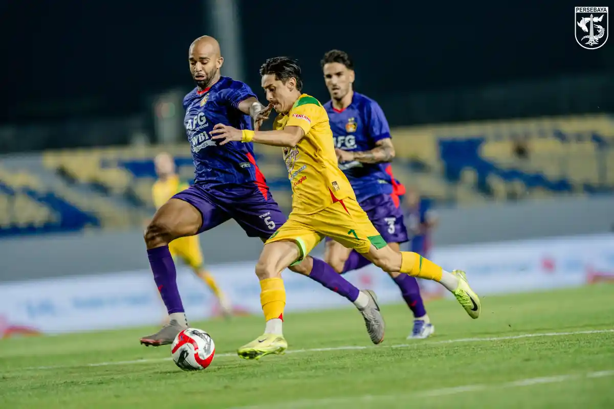 hasil akhir Persik Kediri vs Persebaya, Liga 1 2025, Persik Kediri vs Persebaya Surabaya, Jose Enrique, Arief Catur