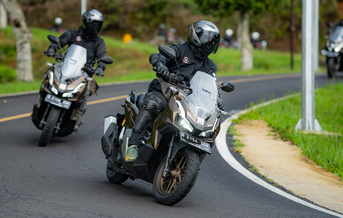 Persiapan Penting Sebelum Menempuh Perjalanan Jauh dengan Motor