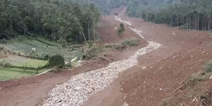 Waspada Longsor Susulan di Bandung Barat, Pakar ITB Ungkap Tanda Alam yang Harus Diwaspadai