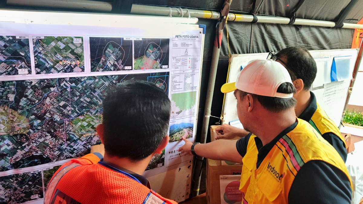 Hadir di Tengah Warga Bandung Barat, Indosat Ulurkan Kepedulian Pasca Bencana