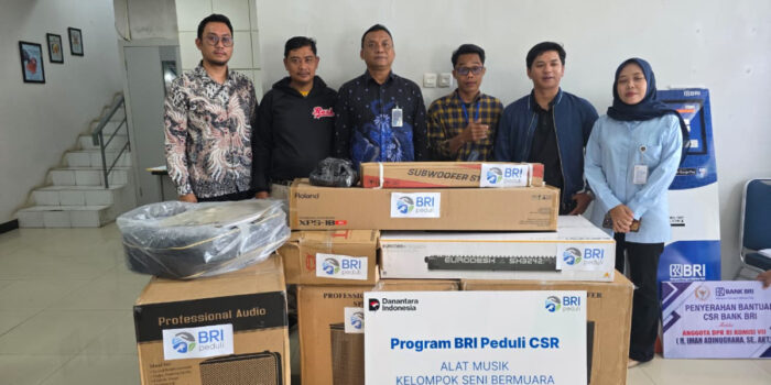 BRI Berikan Bantuan Alat Musik untuk Dua Komunitas Seni di Sukabumi, Dorong Kreativitas Pemuda dan Pelestarian Budaya Lokal