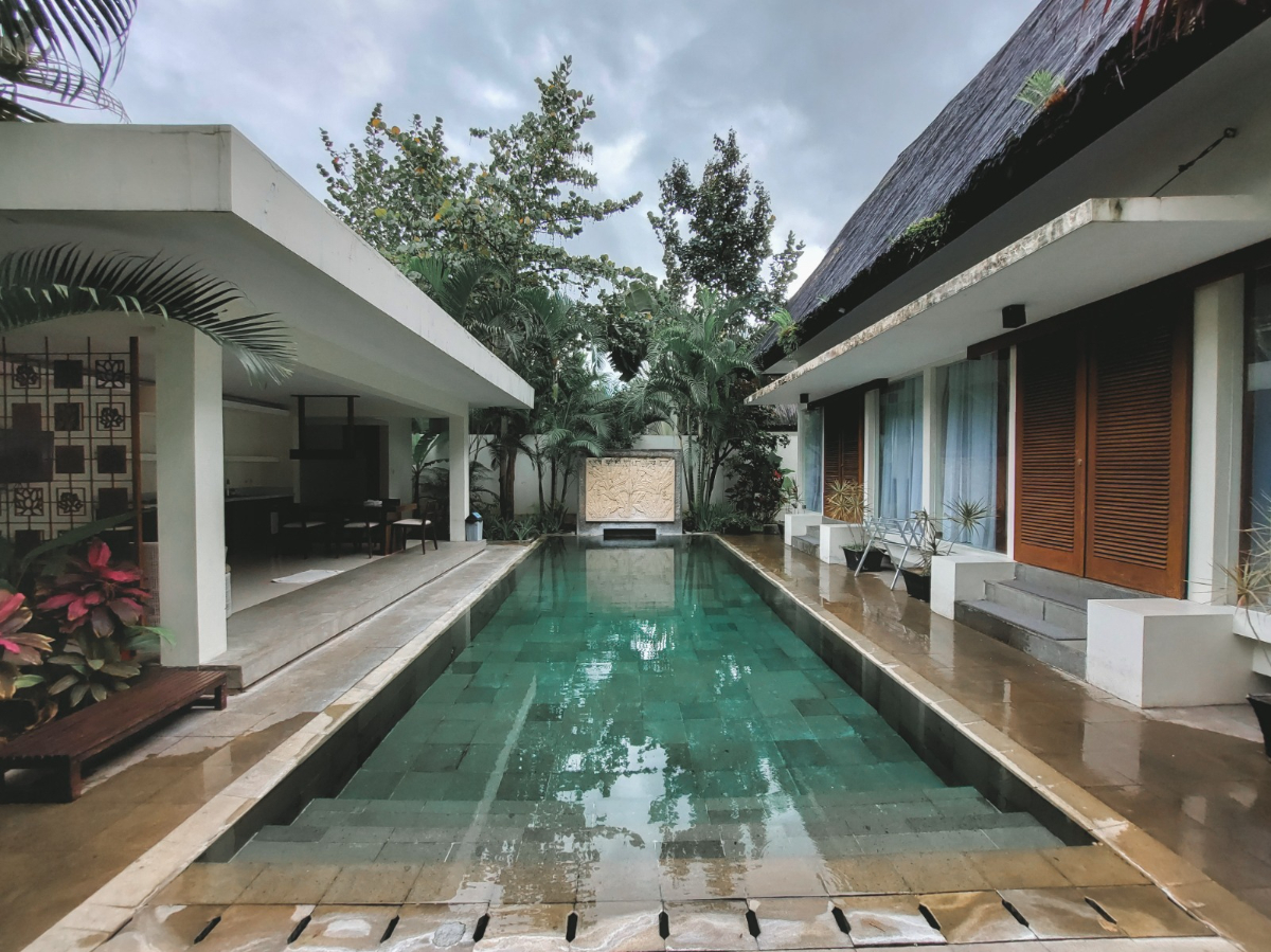 Kampung Sumber Alam Resort hadirkan promo bukber, paket Swim & Grill, hingga diskon menginap mulai Rp555 ribu termasuk sahur atau breakfast. Manfaatkan juga promo Early Bird Lebaran 2026.