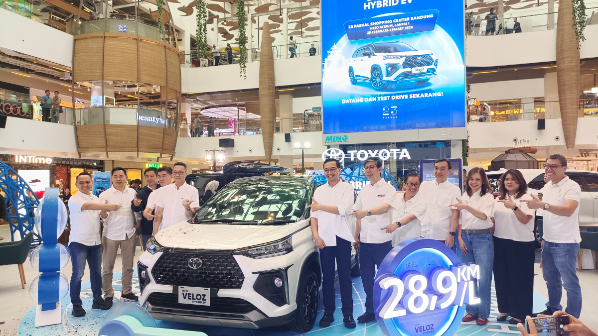 Toyota Perluas Elektrifikasi, New Veloz Hybrid EV Resmi Meluncur di Bandung