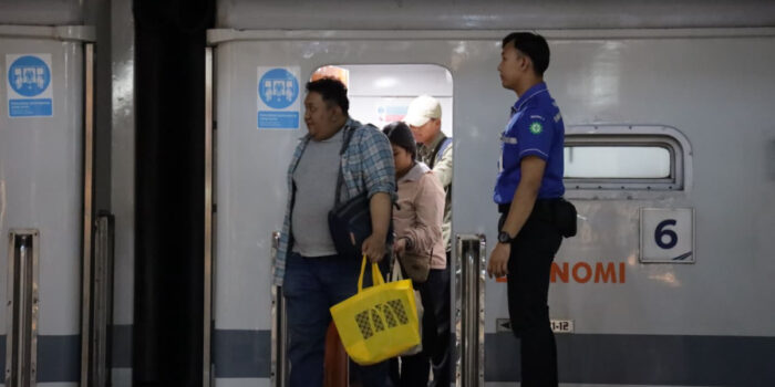 Empat KA Jarak Jauh Daop 2 Bandung Jadi Primadona Mudik dan Balik Lebaran 2026, Okupansi Tembus Lebih dari 100 Persen