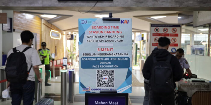 KAI Daop 2 Bandung Himbau Pelanggan Datang Lebih Awal ke Stasiun, Khusus Stasiun Bandung dan Stasiun Kiaracondong Boarding Ditutup 5 Menit Sebelum Jam Keberangkatan KA