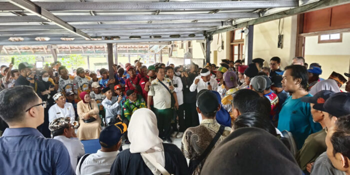 Dapat Kompensasi Rp1,4 juta, Penarik Becak di Cirebon Siap Patuhi Arahan Gubernur Jabar