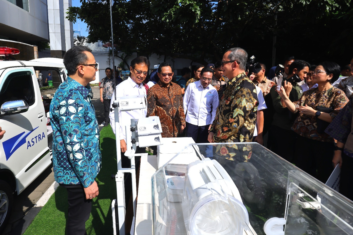 Nurani Astra salurkan ambulans dan alat kesehatan untuk bantu pemulihan masyarakat terdampak bencana di Aceh, Sumut, dan Sumbar