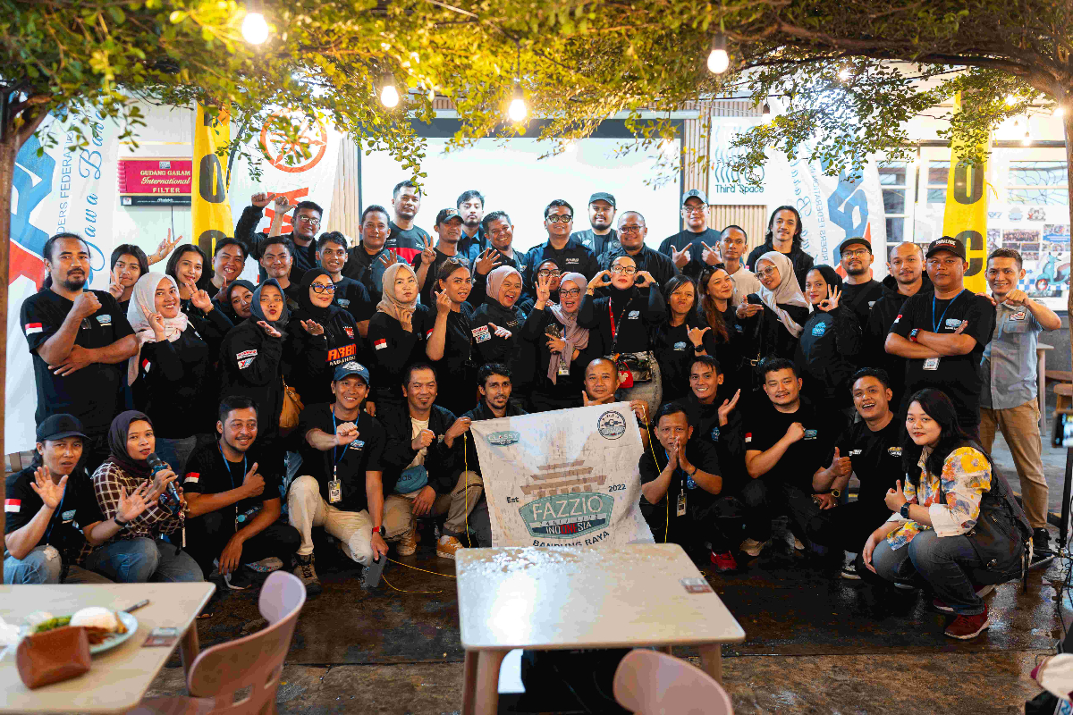Yamaha Jabar dan FOCI Bandung Raya sukses menggelar Gresek Vol. 3 bertema halalbihalal dengan touring, edukasi mesin Yamaha Fazzio, hingga kampanye safety riding.