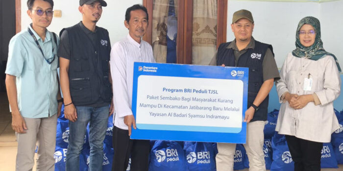 Sinergi BRI RO Bandung dan BO Jatibarang: Salurkan 5.000 Paket Sembako untuk Masyarakat Kurang Mampu
