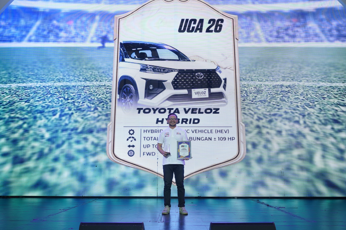New Veloz Hybrid EV Raih Penghargaan Best Electrified New Comers dari Uzone Choice Awards 2026, Toyota Kembali Mendapatkan WOW Brand Award 2026 Kategori Merek Mobil