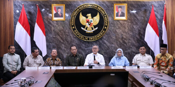 Pemerintah membuka rekrutmen 30 ribu manajer Koperasi Desa Merah Putih untuk lulusan D3–S1. Pendaftaran dibuka hingga 24 April 2026