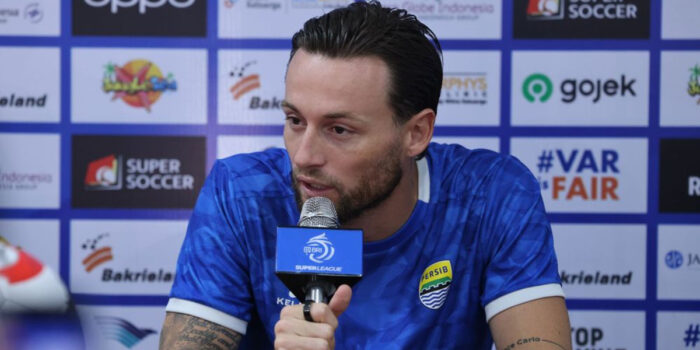 pemain Persib Bandung Marc Klok. foto: persib.co.id