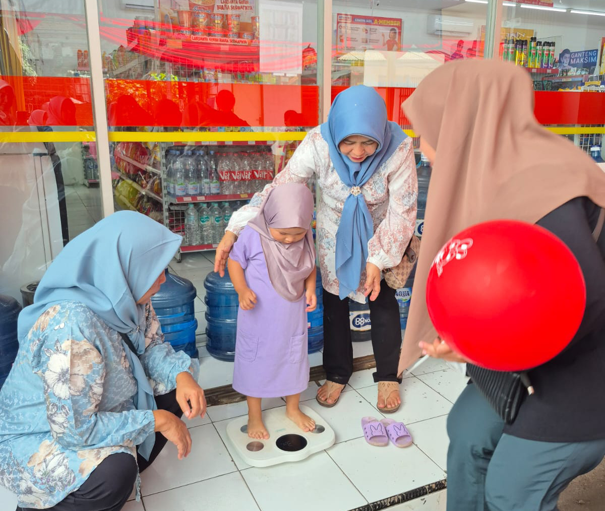 Alfamart dan Kodomo Perluas Akses Kesehatan Ibu Anak Lewat Sahabat Posyandu hingga 2026