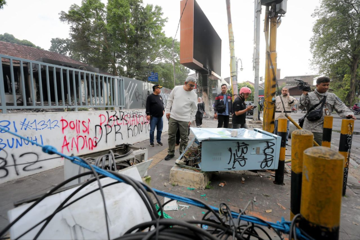 Kerusuhan May Day Bandung 2026: Aksi Anarko Rusak 75% Fasilitas Lalu Lintas di Dago