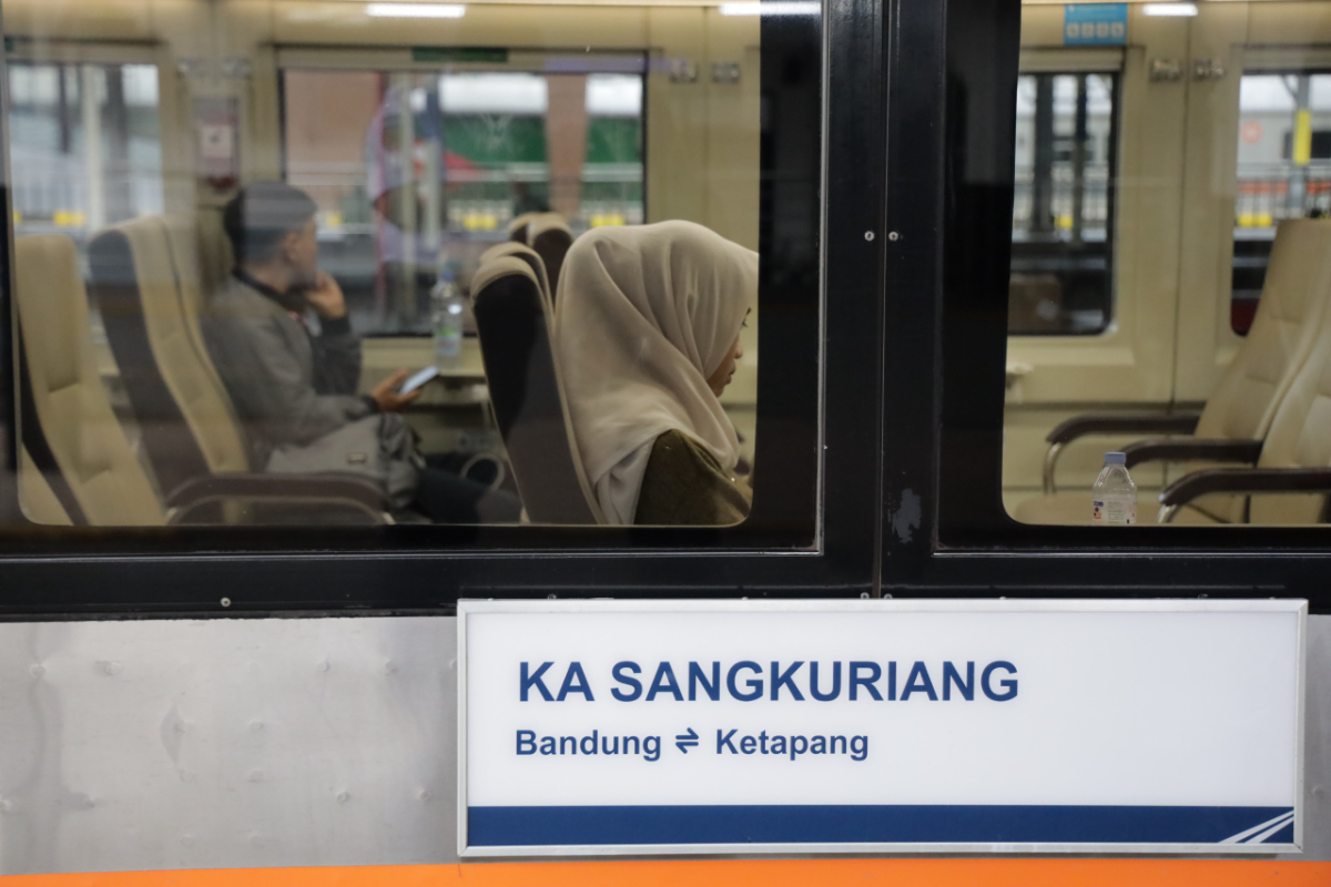 Permudah Konektivitas Antar Daerah, KA Sangkuriang Relasi Bandung-Ketapang Diminati Pelanggan