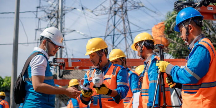 PLN UID Jabar Siagakan 4.993 Personel dan Layanan Digital 24 Jam Selama Idul Adha dan Waisak 2026