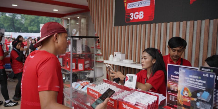 Rayakan HUT ke-31, Telkomsel Tegaskan Makna 'Melayani Sepenuh Hati' untuk Hadirkan Pengalaman Terbaik Bagi Pelanggan di Indonesia