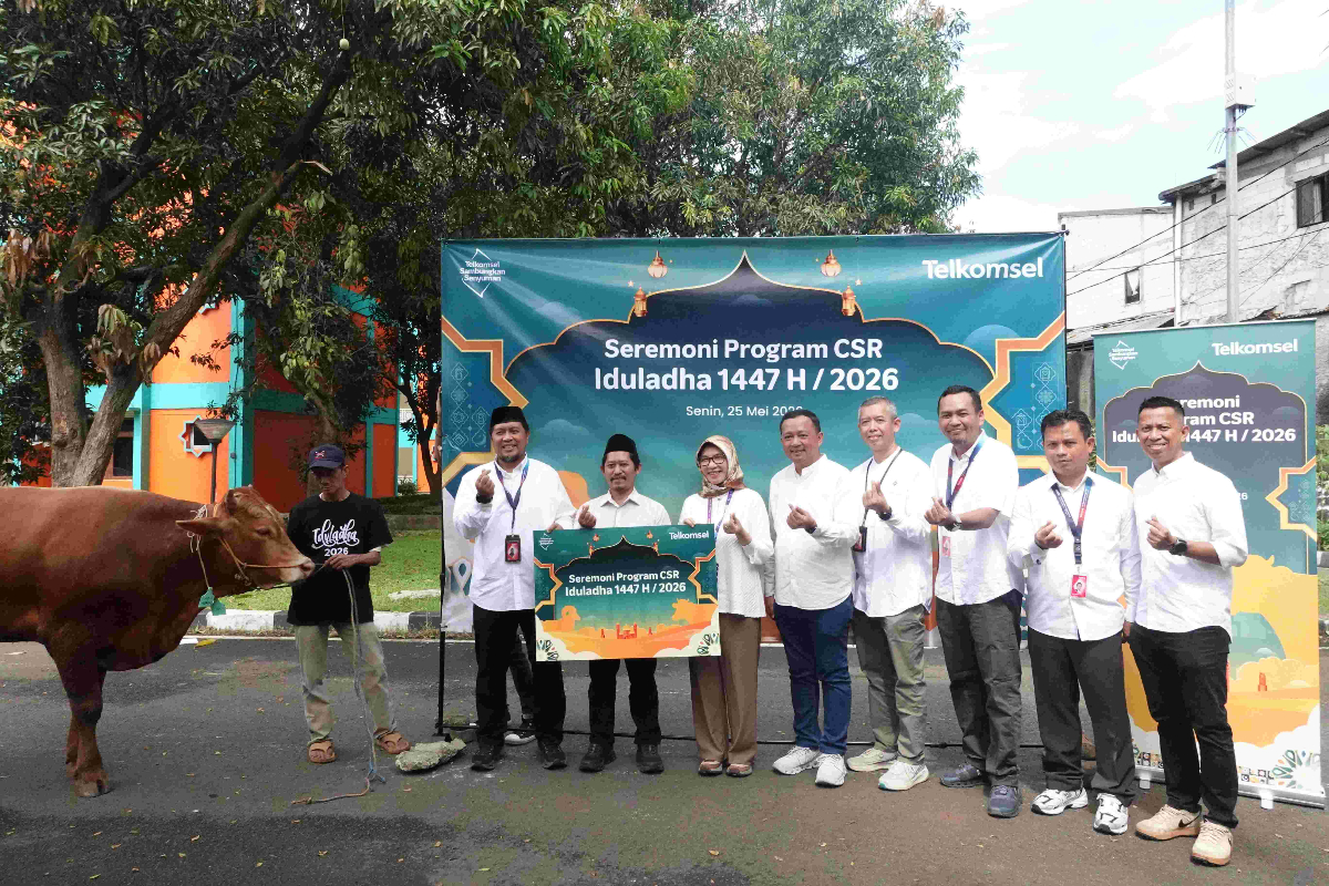 Perluas Manfaat bagi Masyarakat di Jabotabek Jabar melalui Semangat Kebersamaan, Telkomsel Salurkan Hewan Kurban Iduladha 1447 H