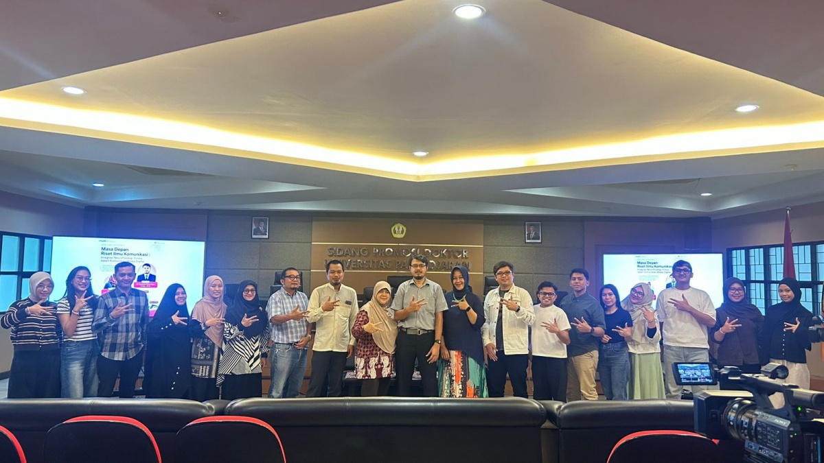 Fikom Unpad menggelar seminar tentang integrasi neurofisiologi, emosi, dan komunikasi digital untuk pengembangan riset komunikasi masa depan.