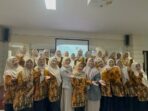 Telkom University Dorong Kepercayaan Diri Anggota PKK Bojongsoang melalui Pelatihan Public Speaking