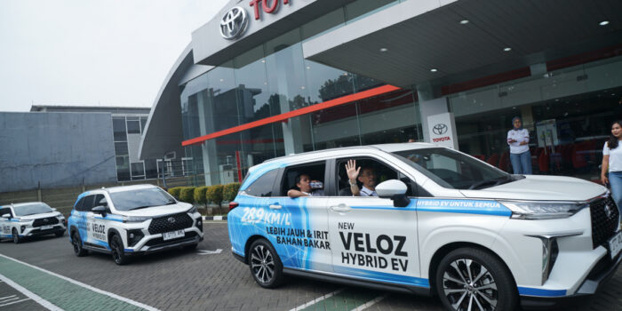 Auto2000 Bandung Buktikan Ketangguhan Toyota Veloz Hybrid HEV di Jalanan Kota Bandung, Akselerasi Responsif dan Irit BBM