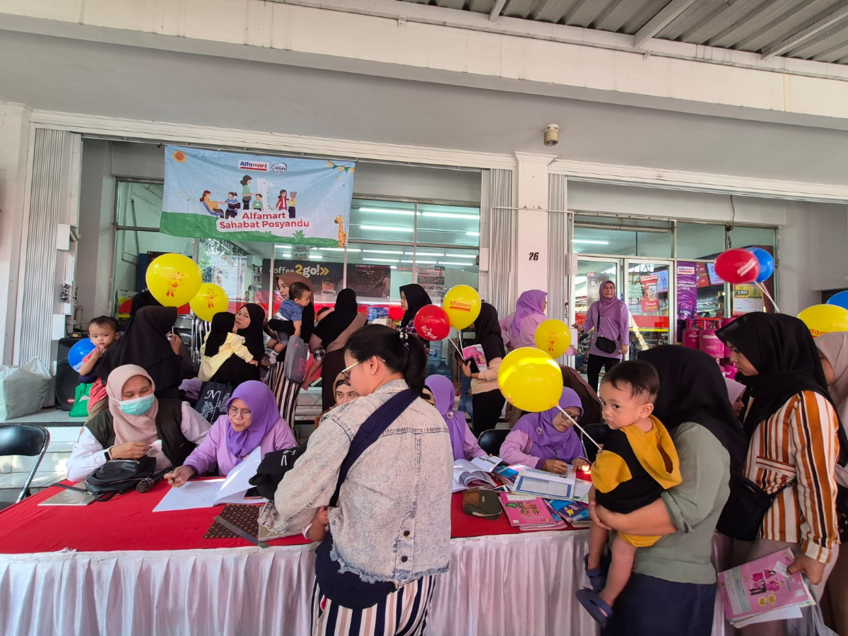 Program Alfamart Sahabat Posyandu bersama Cussons Baby hadir di 28 titik dengan layanan kesehatan dan edukasi bagi ibu serta anak