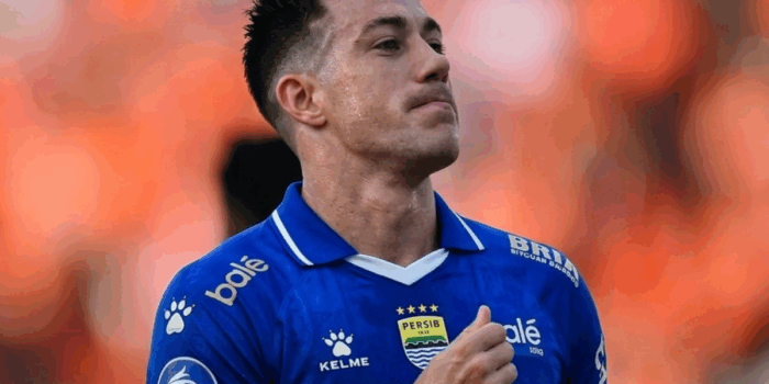 Mariano Peralta resmi bergabung dengan Persib Bandung hingga 2028. Eks Borneo FC siap menjadi andalan baru Maung Bandung musim 2026/2027