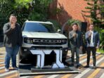 JETOUR T1 resmi hadir di Bandung dengan harga mulai Rp393 juta. Urban Adventure SUV ini menawarkan teknologi hybrid i-DM dan fitur premium.