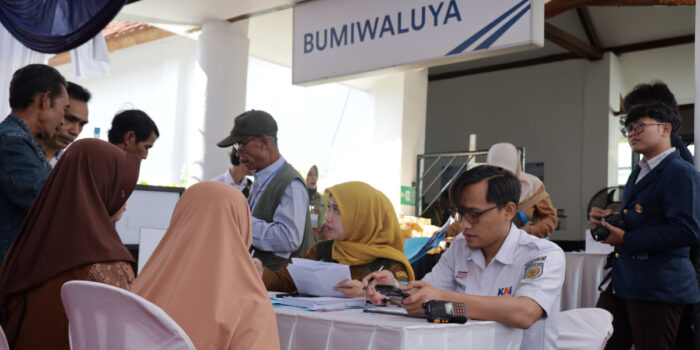 KAI Daop 2 Bandung Adakan Pengobatan Gratis Dengan Rail Clinic di Stasiun Bumiwaluya