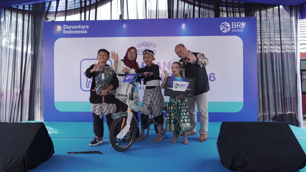 Hari Anak Nasional 2026: BRI Peduli 'Ini Sekolahku' Salurkan Bantuan Pendidikan di SDN 104 Langensari Kota Bandung