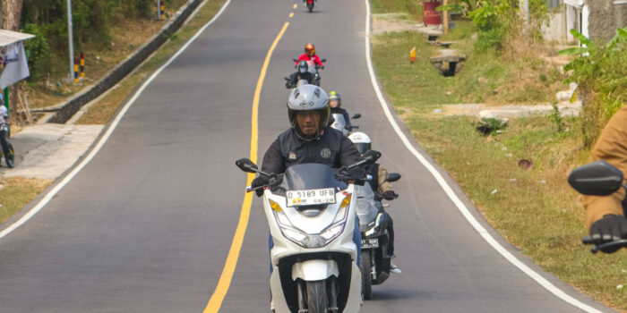 Touring Motor Lewat Tanjakan? Ini Teknik Berkendara yang Aman