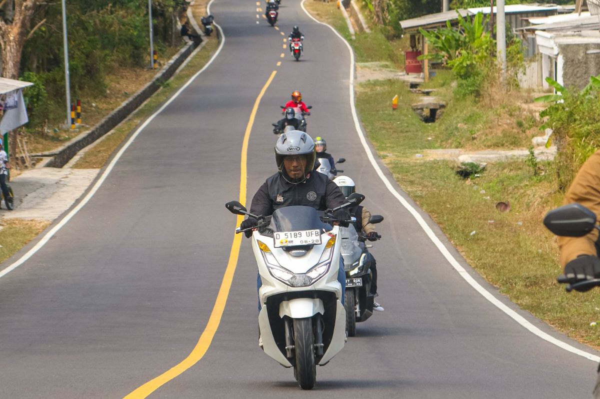 Touring Motor Lewat Tanjakan? Ini Teknik Berkendara yang Aman