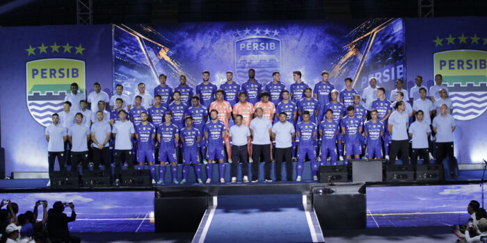 PERSIB menyiapkan 32 pemain untuk musim 2026/27. Cek daftar nomor punggung Teja Paku Alam, Marc Klok, Thom Haye hingga Ragnar