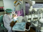 Safari Dental Care RSKGM Bandung menghadirkan pemeriksaan dan tindakan gigi gratis bagi warga di 30 kecamatan hingga Oktober 2026