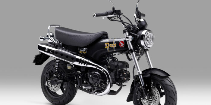 Honda ST125 Dax menggabungkan desain klasik dan teknologi modern, hadir dalam dua warna baru dengan harga Rp84,5 juta OTR Jakarta