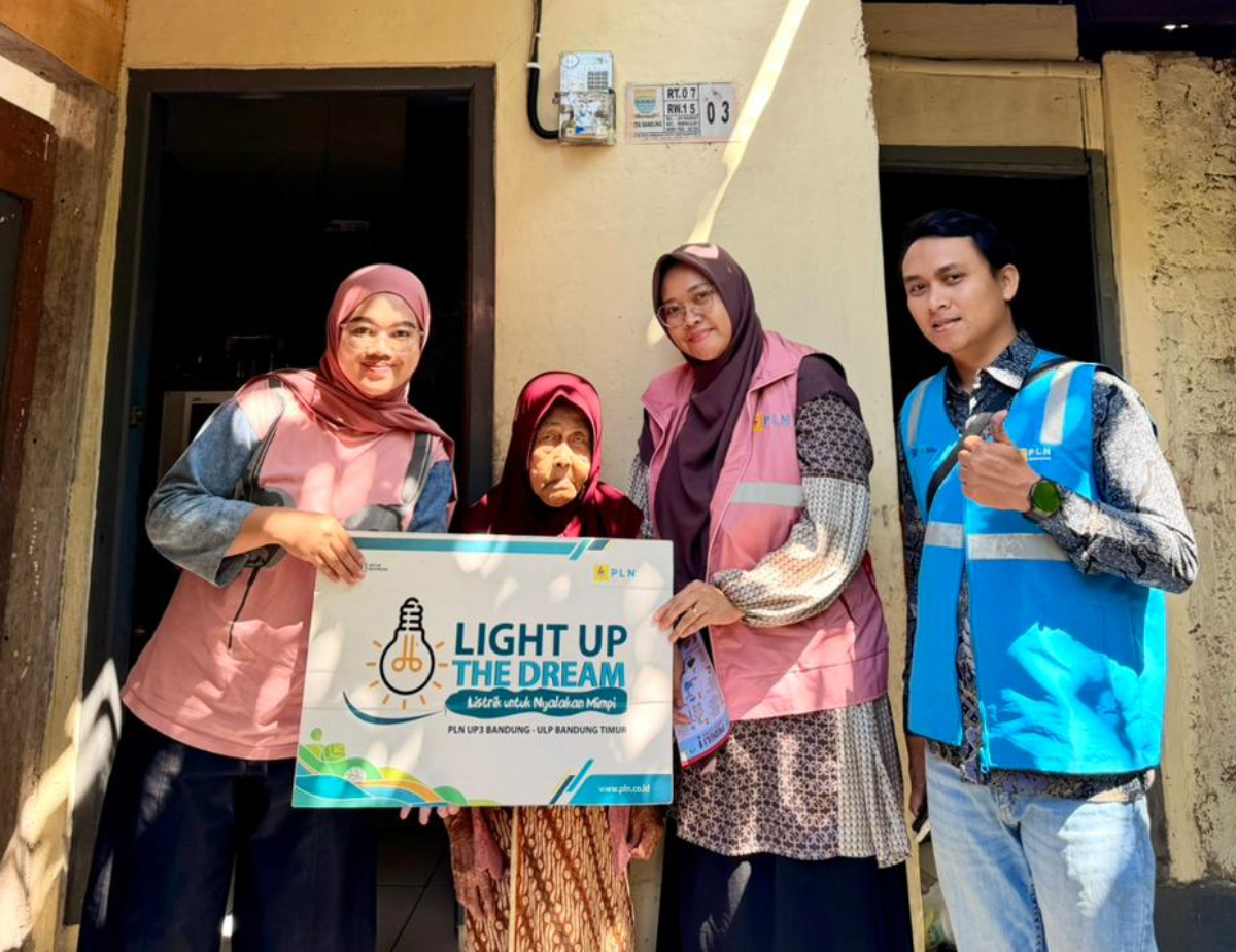 PLN UP3 Bandung Hadirkan Layanan Listrik melalui LUTD Ijah di Jatihandap