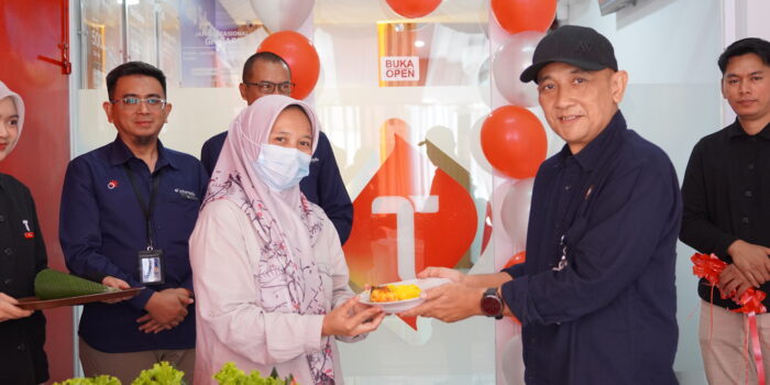 GraPARI Sukanagara hadir di Cianjur Selatan untuk memudahkan masyarakat mengakses layanan Telkomsel, IndiHome, SIM card, dan layanan digital.