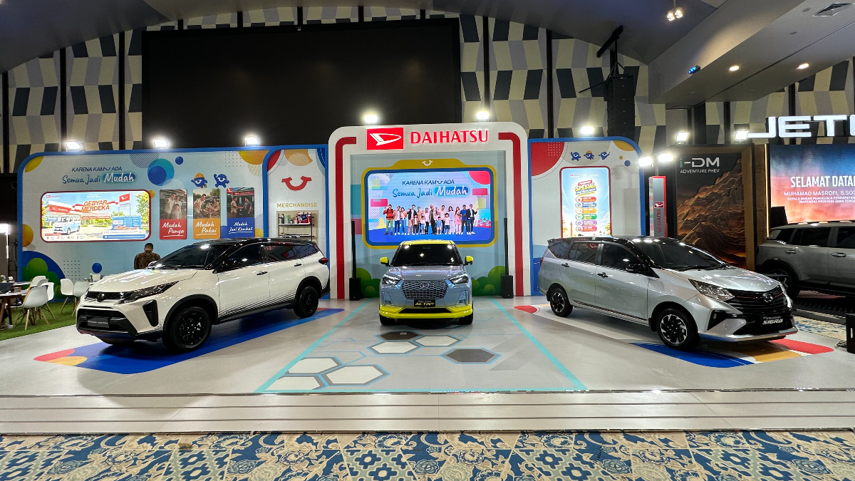 Daihatsu hadir di GIIAS Semarang 2026 dengan Terios Special Edition, New Sigra, dan Rocky Hybrid ACTIVe. Cek harga dan detailnya.