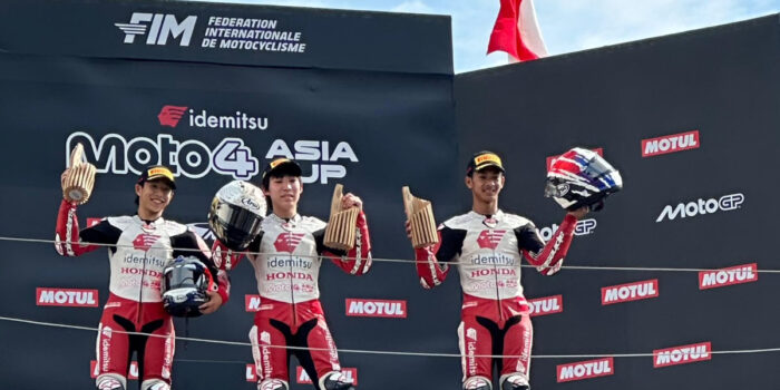 Muhammad Badly Ayatullah mencetak podium perdana musim 2026 setelah finis ketiga pada Race 2 Moto4 Asia Cup di Mobility Resort Motegi.