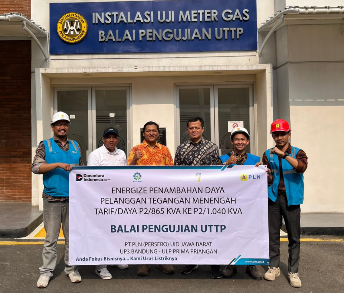 PLN UP3 Bandung Dukung Peningkatan Kapasitas Kelistrikan Balai Pengujian UTTP