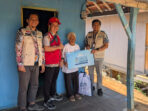 PLN ULP Ujung Berung Hadirkan Terang bagi Eha melalui Program Light Up The Dream dan Bantuan Sembako YBM PLN ULP Ujung Berung Hadirkan Terang bagi Eha melalui Program Light Up The Dream dan Bantuan Sembako YBM