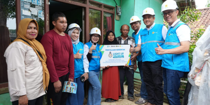 Puluhan Tahun Menumpang, Impian Warga Desa Sadangmekar di Bandung Barat Miliki Listrik Sendiri Akhirnya Terwujud