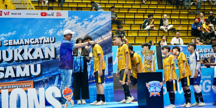 Piala by.U 2026 Bandung melahirkan tiga juara dan membuka peluang beasiswa serta pengembangan karier futsal profesional bagi talenta muda.