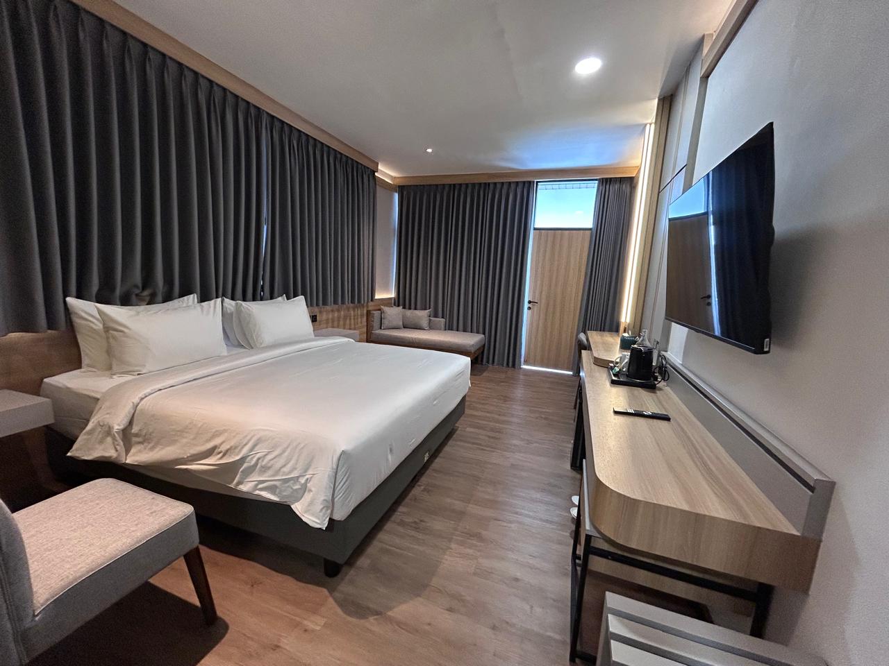 Arbore Boutique Hotel Bandung menawarkan penginapan bernuansa alam ala Bali di Setiabudi, dengan kolam renang, kafe tropis, dan 9 tipe kamar.