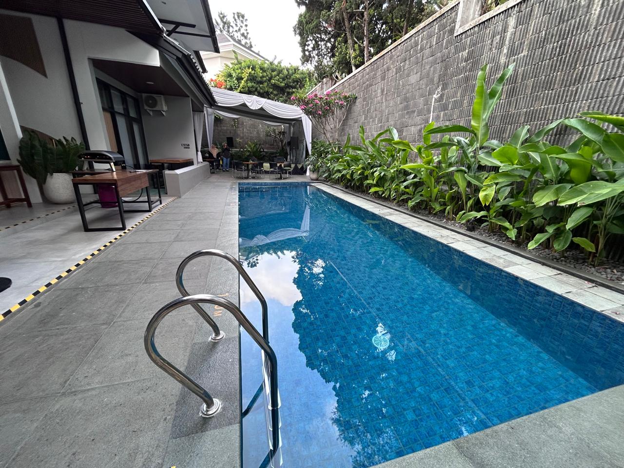 Arbore Boutique Hotel Bandung Tawarkan Penginapan Bernuansa Alam ala Bali